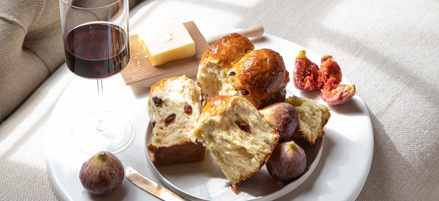 MOSBOLLETJIES FOR EASTER – Leeuwenkuil Family Vineyards